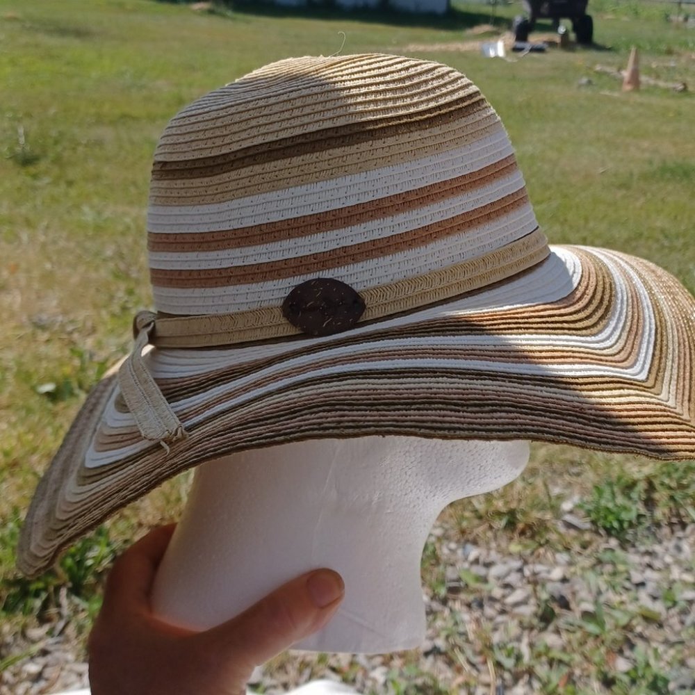 Panama Jack wide‎ brimmed floppy hat